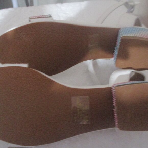 Vince Camuto Open Toe Shoes-Girls Size 3 ( Multi-Color) - Picture 4 of 7